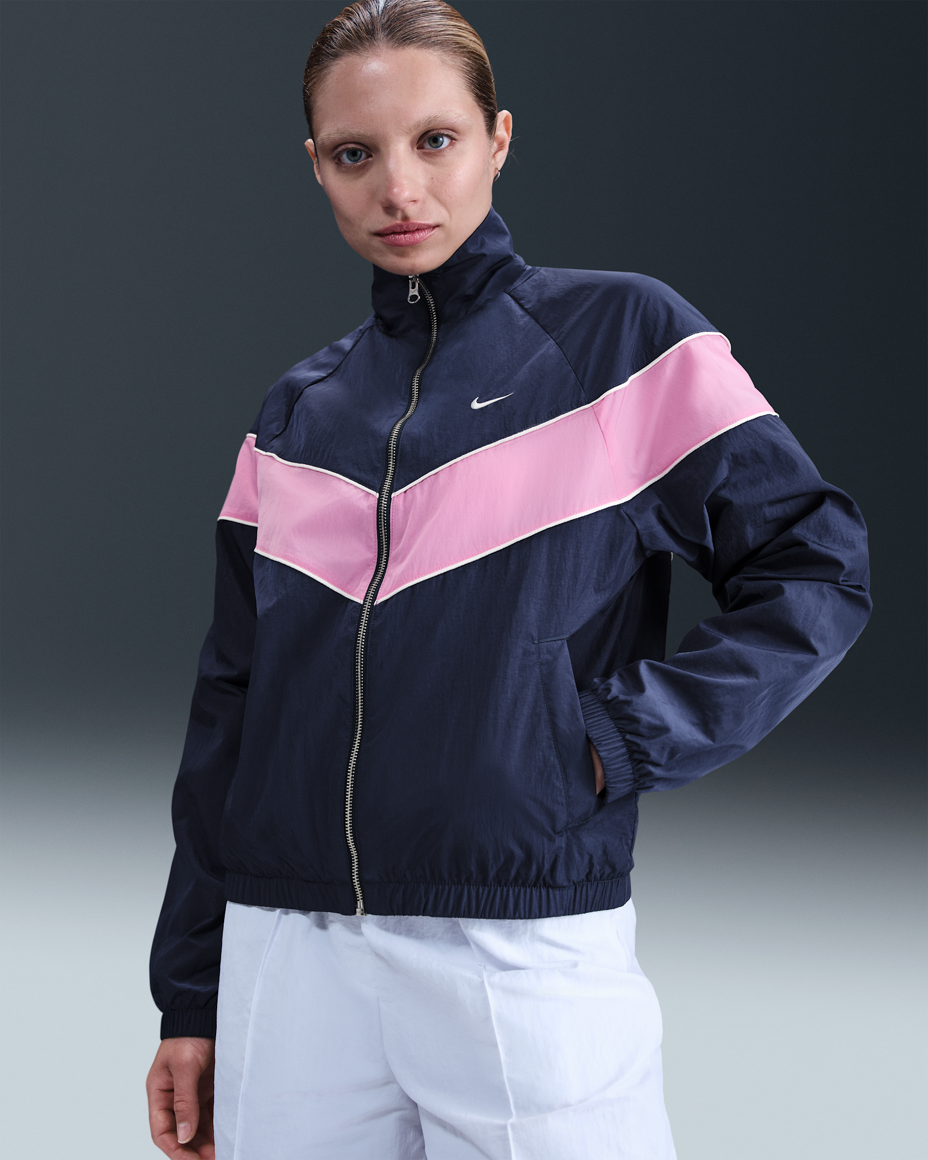 新品　JORDAN BRAND WOVEN JACKET NIKE Nike Jordan Women's Woven Lined Jacket (US, Alpha, X-Small